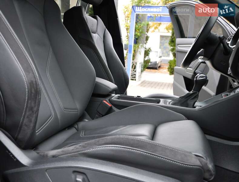 Внедорожник / Кроссовер Audi Q3 2020 в Одессе