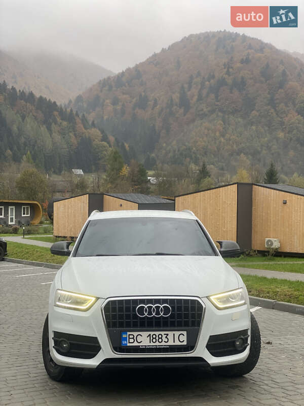 Позашляховик / Кросовер Audi Q3 2012 в Львові