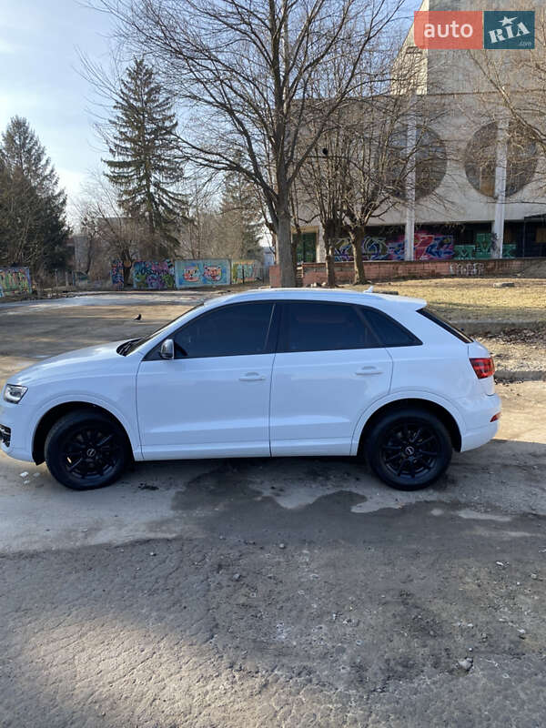 Позашляховик / Кросовер Audi Q3 2012 в Львові