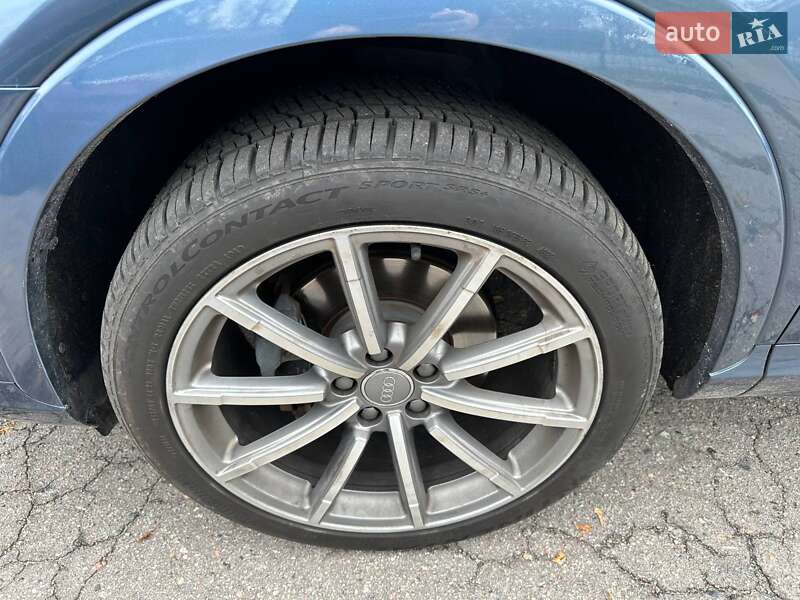 Внедорожник / Кроссовер Audi Q3 2018 в Полтаве