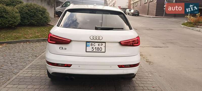 Внедорожник / Кроссовер Audi Q3 2017 в Львове