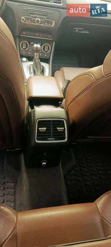 Внедорожник / Кроссовер Audi Q3 2017 в Львове