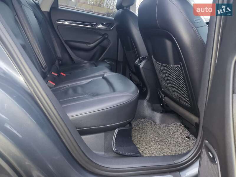 Внедорожник / Кроссовер Audi Q3 2014 в Бердичеве