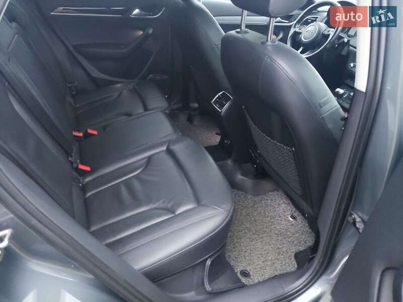 Внедорожник / Кроссовер Audi Q3 2014 в Бердичеве