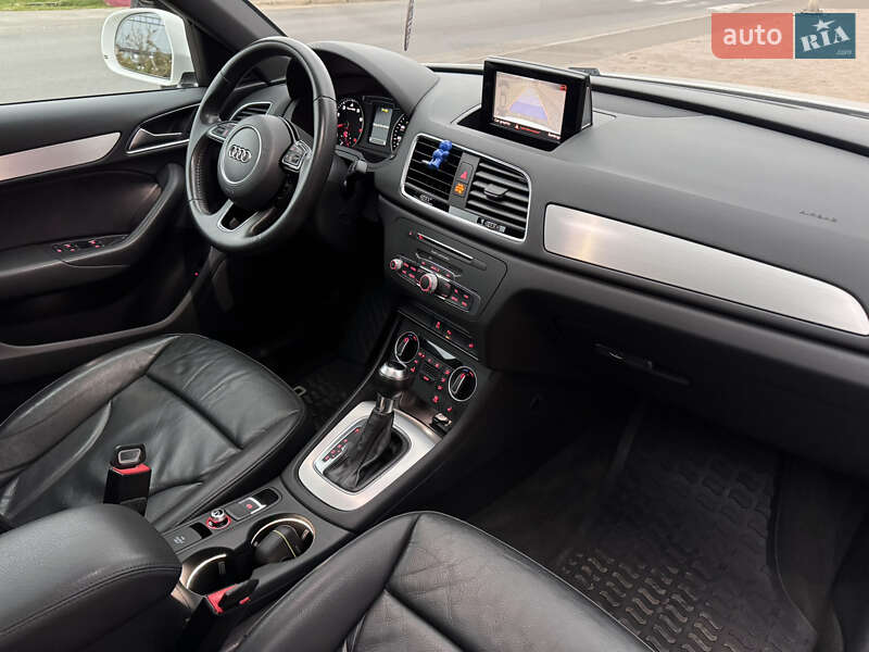 Позашляховик / Кросовер Audi Q3 2017 в Одесі