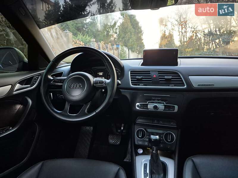 Позашляховик / Кросовер Audi Q3 2016 в Львові