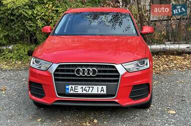Внедорожник / Кроссовер Audi Q3 2016 в Днепре