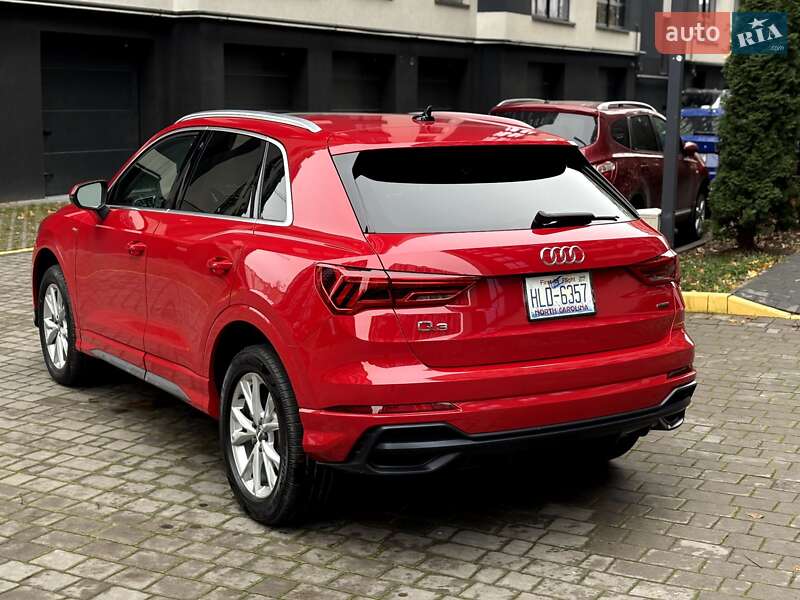 Позашляховик / Кросовер Audi Q3 2020 в Івано-Франківську