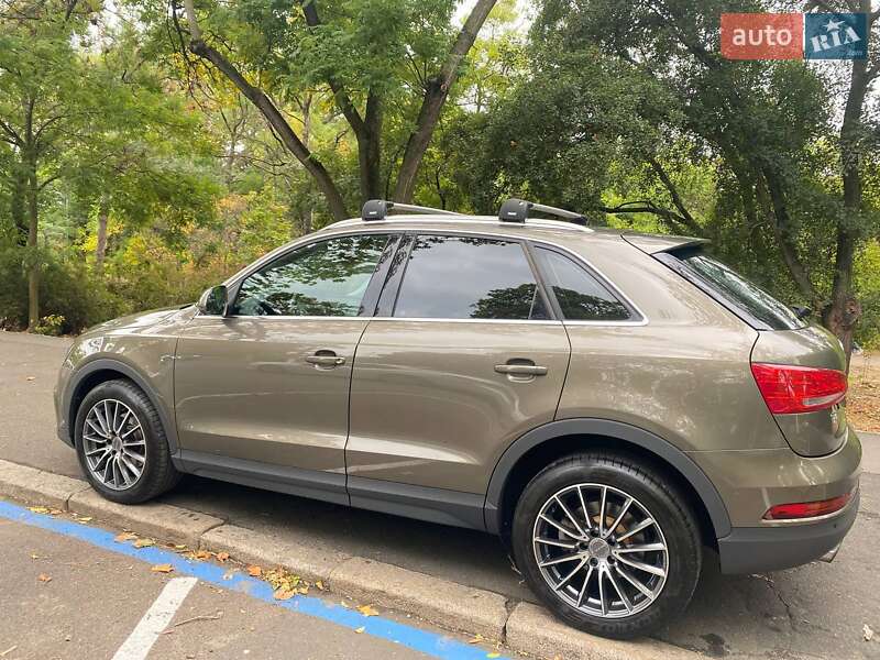 Позашляховик / Кросовер Audi Q3 2016 в Одесі