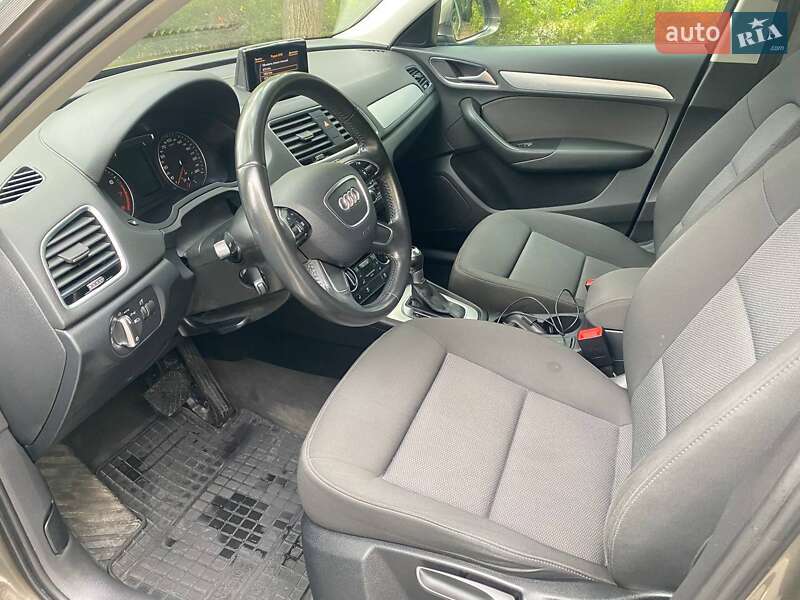 Позашляховик / Кросовер Audi Q3 2016 в Одесі