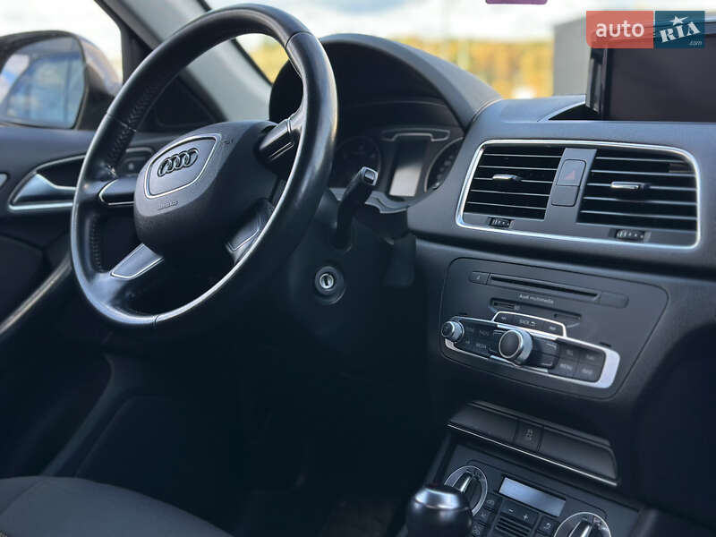 Внедорожник / Кроссовер Audi Q3 2012 в Тернополе фото 44 Внедорожник / Кроссовер Audi Q3 2012 в Тернополе