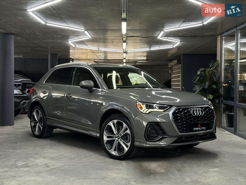 Позашляховик / Кросовер Audi Q3 2020 в Одесі