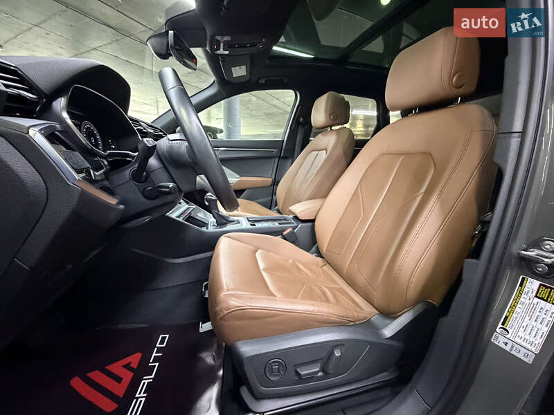 Позашляховик / Кросовер Audi Q3 2020 в Одесі