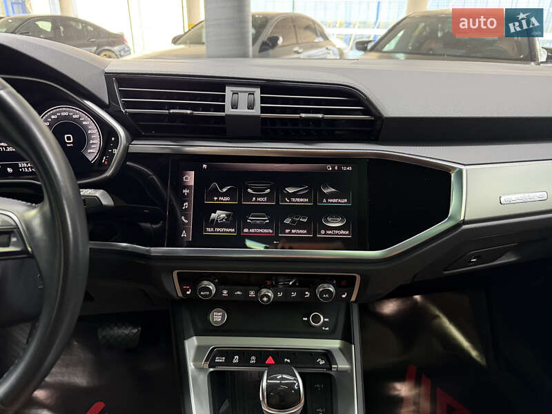 Позашляховик / Кросовер Audi Q3 2020 в Одесі