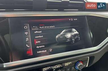 Внедорожник / Кроссовер Audi Q3 2020 в Ровно