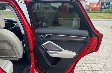 Внедорожник / Кроссовер Audi Q3 2020 в Ровно