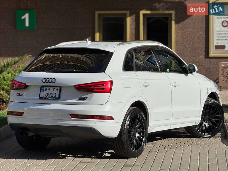 Позашляховик / Кросовер Audi Q3 2015 в Одесі