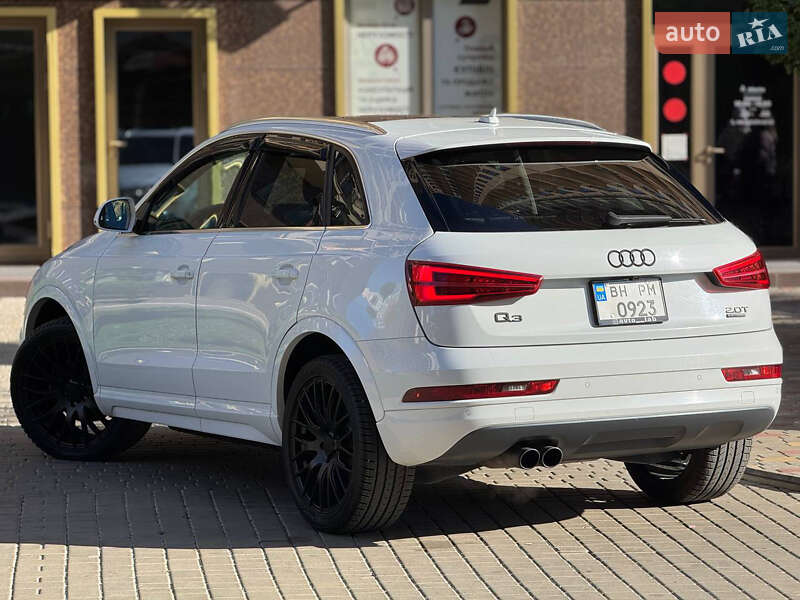 Позашляховик / Кросовер Audi Q3 2015 в Одесі