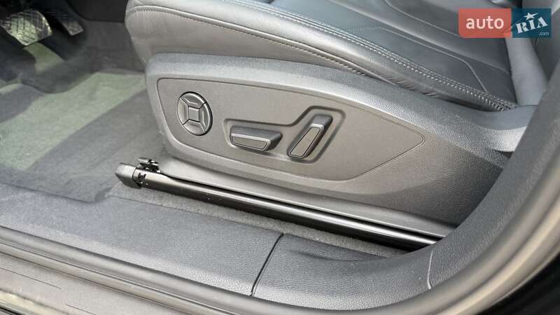 Позашляховик / Кросовер Audi Q3 2021 в Києві фото 27 Позашляховик / Кросовер Audi Q3 2021 в Києві