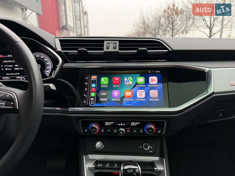 Позашляховик / Кросовер Audi Q3 2020 в Києві