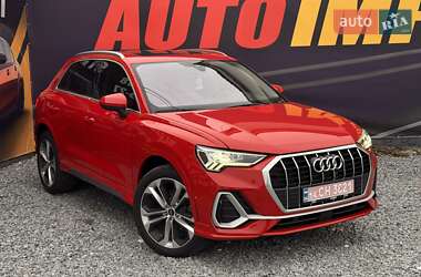 Позашляховик / Кросовер Audi Q3 2021 в Стрию