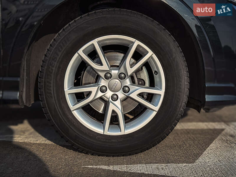 Внедорожник / Кроссовер Audi Q3 2020 в Киеве фото 24 Внедорожник / Кроссовер Audi Q3 2020 в Киеве