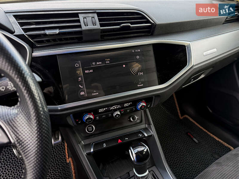Внедорожник / Кроссовер Audi Q3 2020 в Киеве фото 20 Внедорожник / Кроссовер Audi Q3 2020 в Киеве