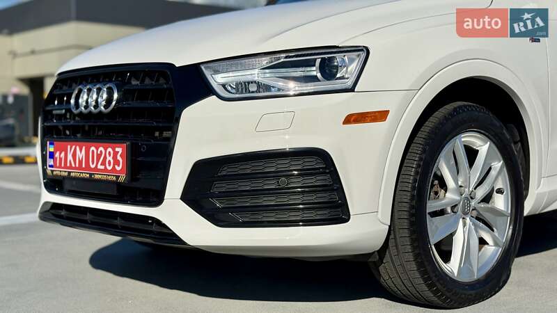 Позашляховик / Кросовер Audi Q3 2018 в Києві
