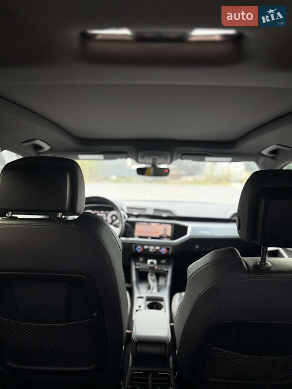 Позашляховик / Кросовер Audi Q3 2020 в Шепетівці фото 21 Позашляховик / Кросовер Audi Q3 2020 в Шепетівці