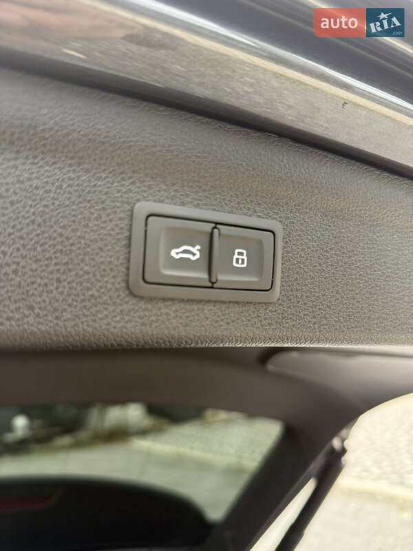 Позашляховик / Кросовер Audi Q3 2020 в Шепетівці фото 22 Позашляховик / Кросовер Audi Q3 2020 в Шепетівці