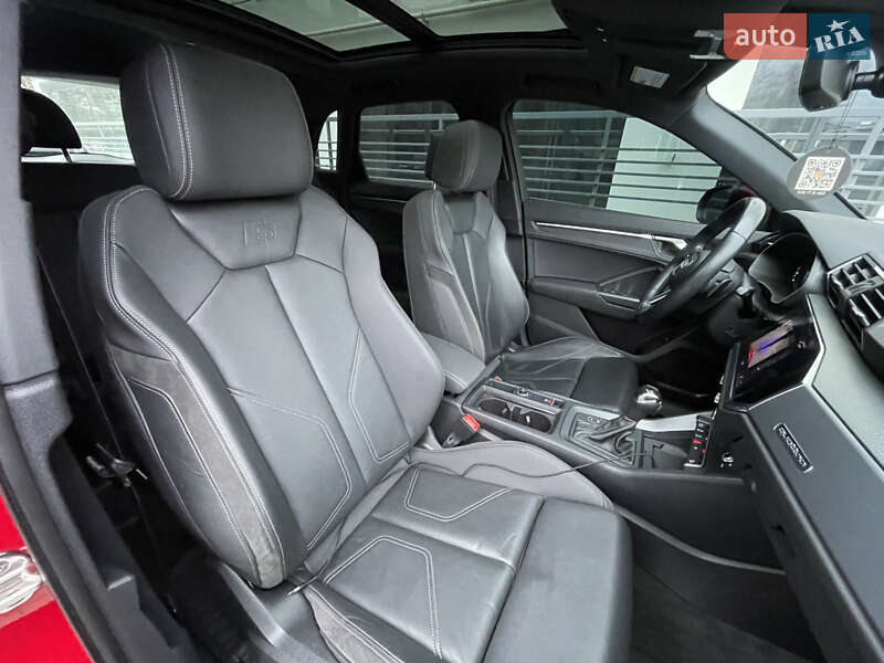 Внедорожник / Кроссовер Audi Q3 2020 в Ровно