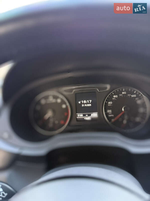 Позашляховик / Кросовер Audi Q3 2017 в Одесі