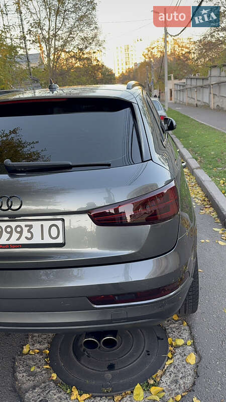 Позашляховик / Кросовер Audi Q3 2017 в Одесі