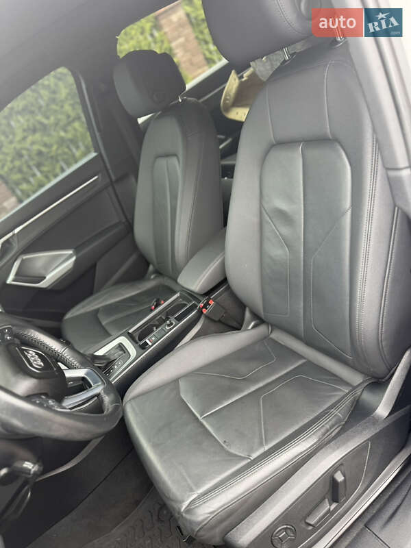 Позашляховик / Кросовер Audi Q3 2020 в Полтаві