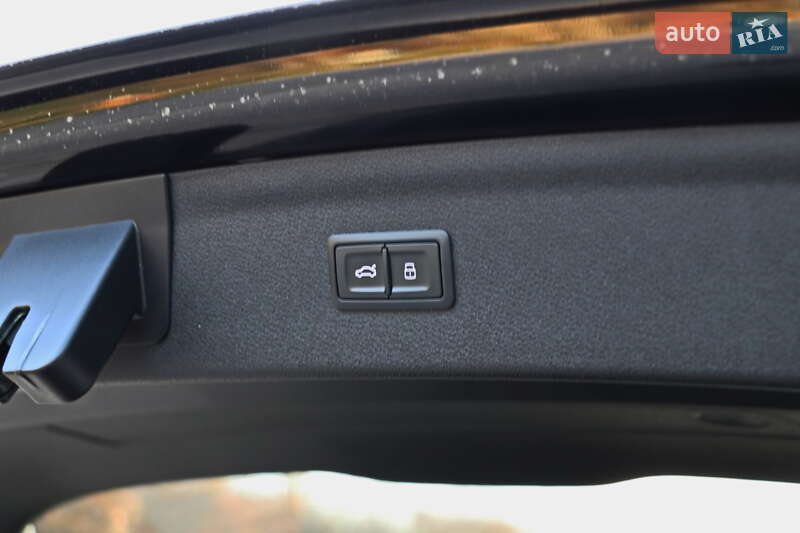 Внедорожник / Кроссовер Audi Q3 2018 в Кременчуге