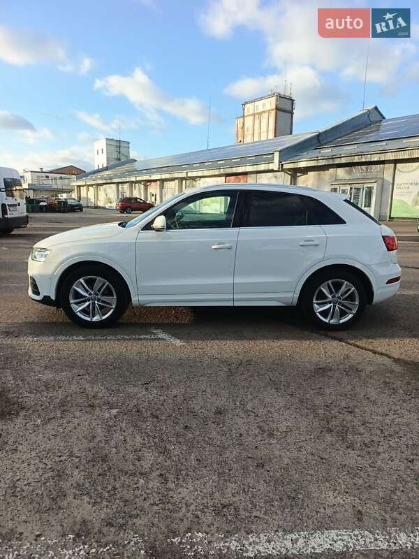 Позашляховик / Кросовер Audi Q3 2015 в Львові