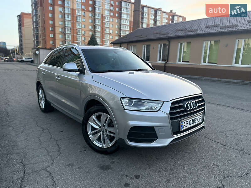 Внедорожник / Кроссовер Audi Q3 2015 в Днепре фото 8 Внедорожник / Кроссовер Audi Q3 2015 в Днепре