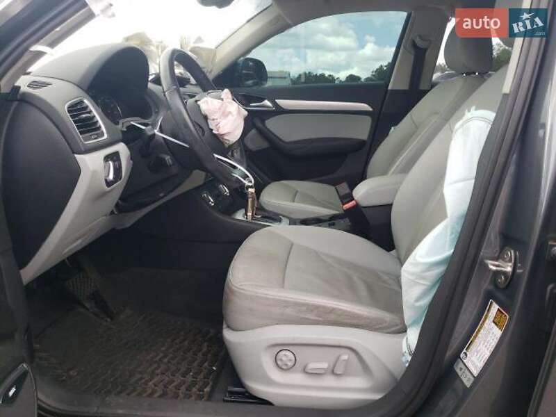 Внедорожник / Кроссовер Audi Q3 2015 в Львове фото 10 Внедорожник / Кроссовер Audi Q3 2015 в Львове