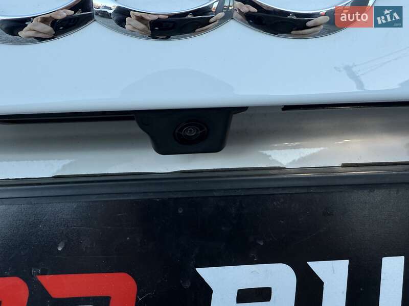 Позашляховик / Кросовер Audi Q3 2024 в Львові фото 28 Позашляховик / Кросовер Audi Q3 2024 в Львові
