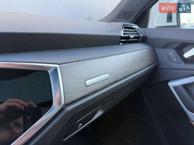Позашляховик / Кросовер Audi Q3 2024 в Львові фото 69 Позашляховик / Кросовер Audi Q3 2024 в Львові