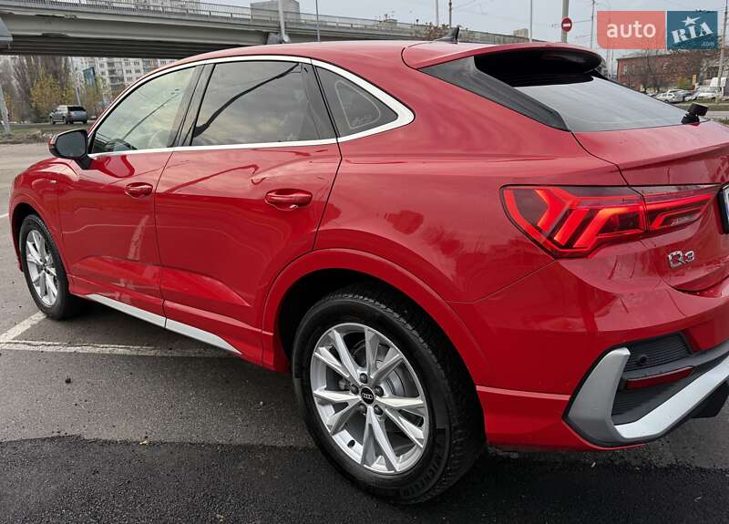 Внедорожник / Кроссовер Audi Q3 2021 в Киеве фото 9 Внедорожник / Кроссовер Audi Q3 2021 в Киеве