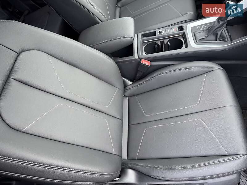 Внедорожник / Кроссовер Audi Q3 2021 в Киеве фото 48 Внедорожник / Кроссовер Audi Q3 2021 в Киеве