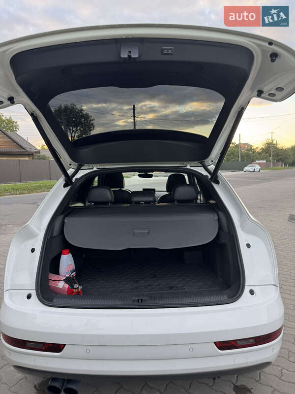 Внедорожник / Кроссовер Audi Q3 2018 в Владимире