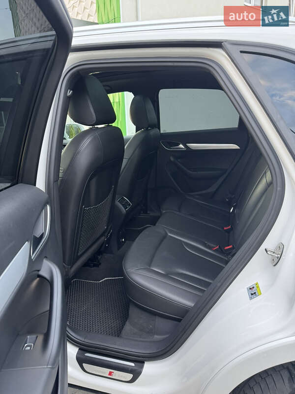 Внедорожник / Кроссовер Audi Q3 2018 в Владимире