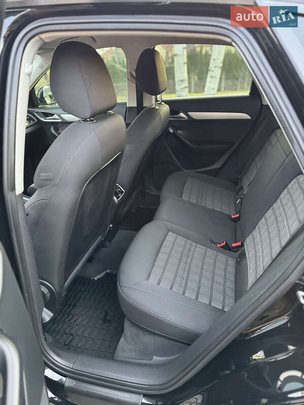 Позашляховик / Кросовер Audi Q3 2016 в Чернівцях фото 13 Позашляховик / Кросовер Audi Q3 2016 в Чернівцях