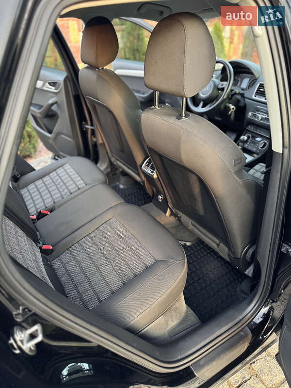 Позашляховик / Кросовер Audi Q3 2016 в Чернівцях фото 16 Позашляховик / Кросовер Audi Q3 2016 в Чернівцях