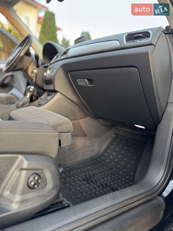 Позашляховик / Кросовер Audi Q3 2016 в Чернівцях фото 26 Позашляховик / Кросовер Audi Q3 2016 в Чернівцях