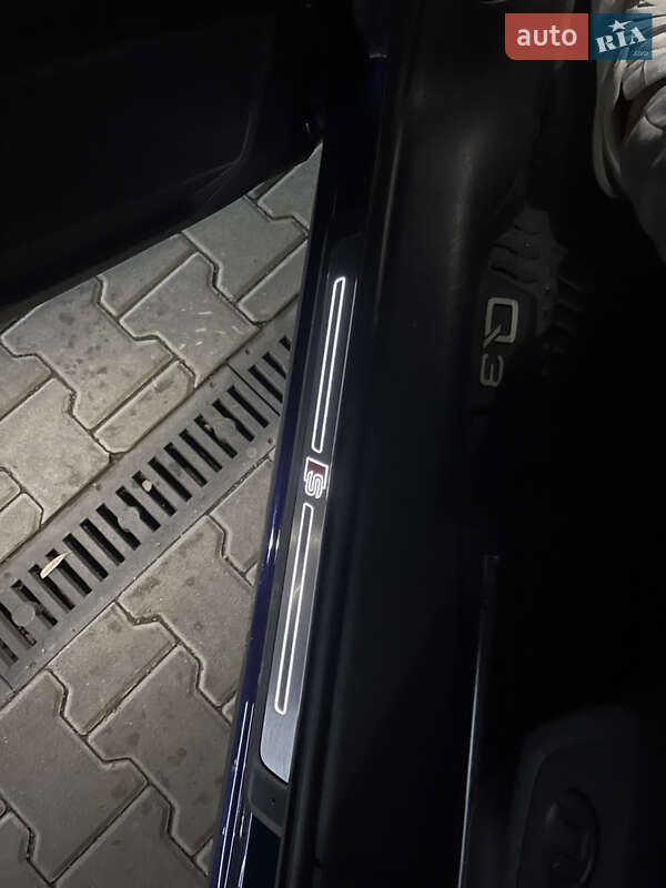 Позашляховик / Кросовер Audi Q3 2023 в Житомирі фото 12 Позашляховик / Кросовер Audi Q3 2023 в Житомирі