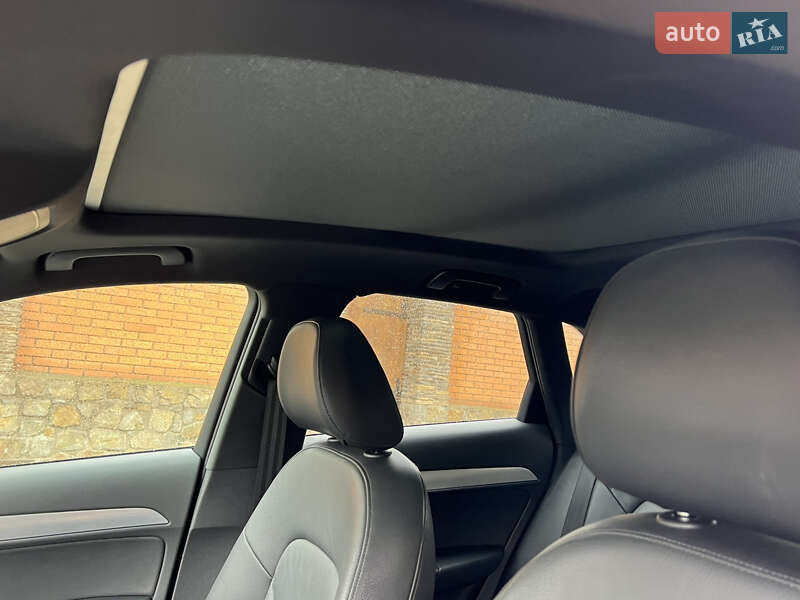 Внедорожник / Кроссовер Audi Q3 2017 в Киеве