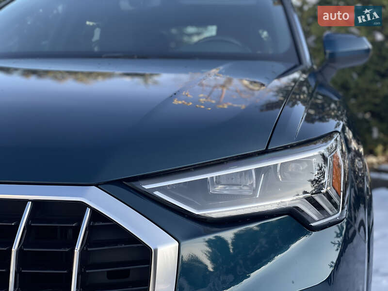 Позашляховик / Кросовер Audi Q3 2021 в Львові